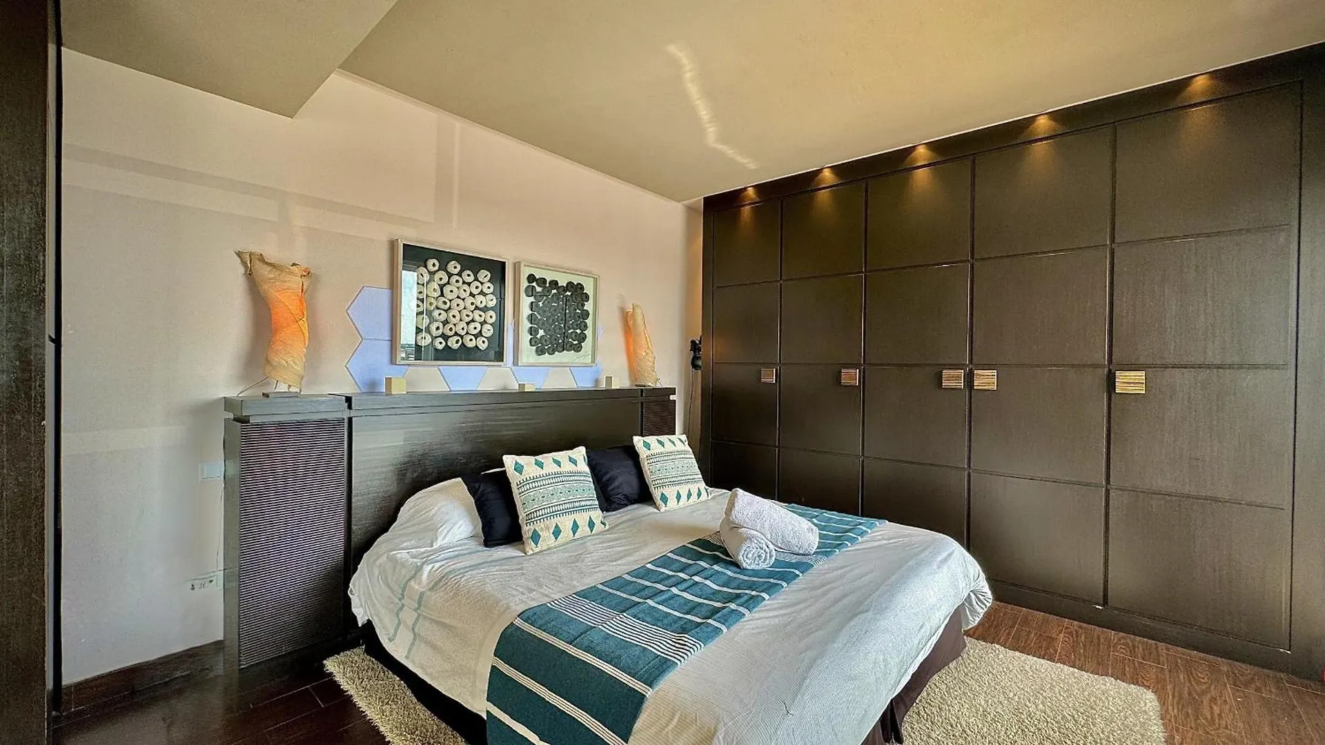 Marbella Tower Nueva Andalucia By Homing Villa Spain